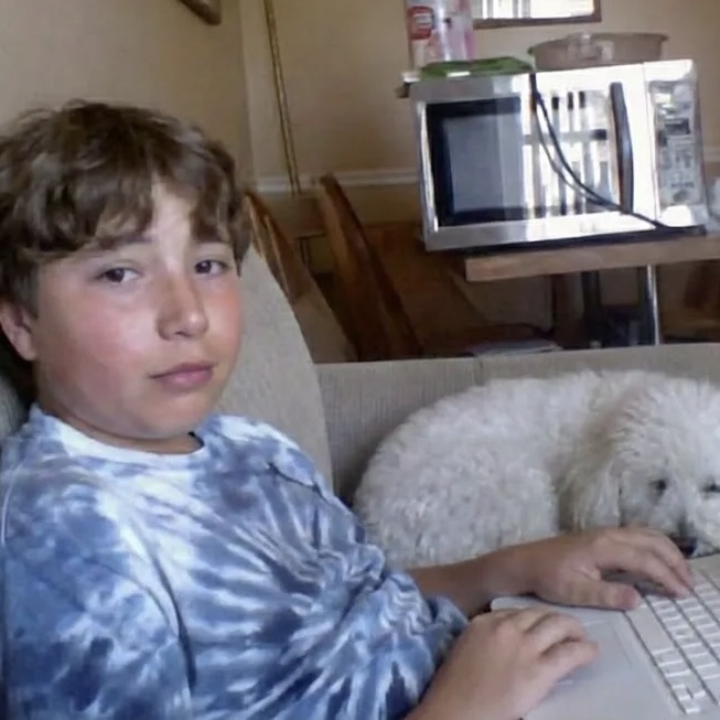 Alternate profile photo